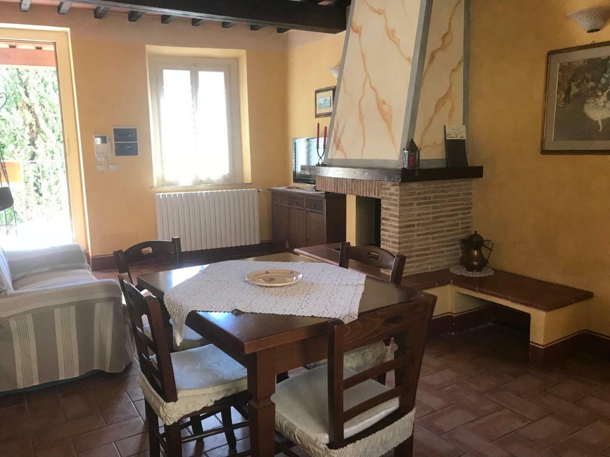 Residence Le Gagli Arde Arezzo Eksteriør bilde